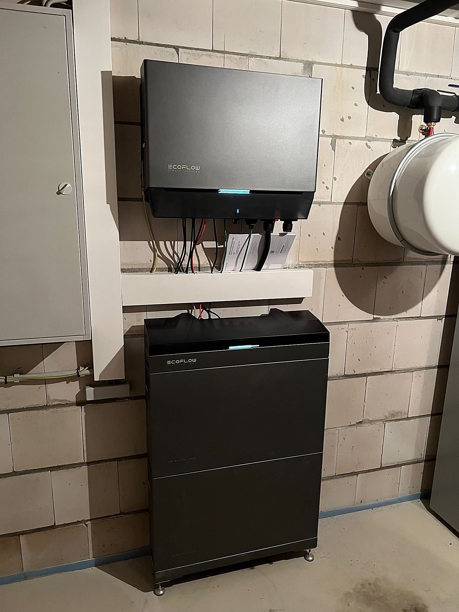 EcoFlow Stromspeicher im Heizungsraum